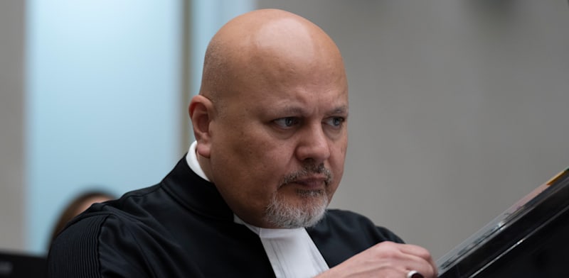 "כרים חאן, התובע הראשי בבית הדין הפלילי הבינלאומי בהאג / צילום: ap, Peter Dejong"