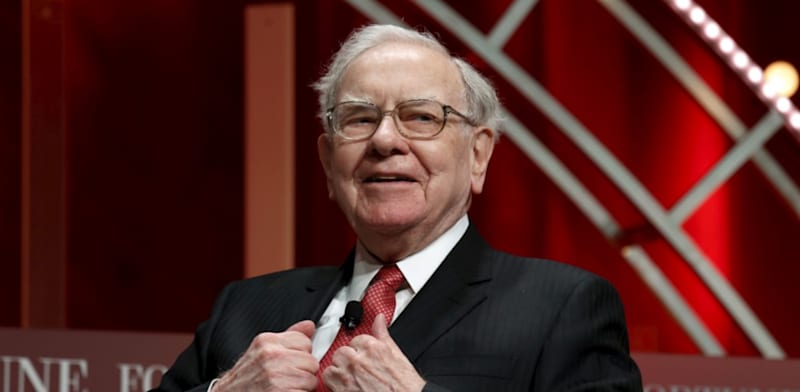 Warren Buffett bets 300 billion dollars. Is he missing out big time?