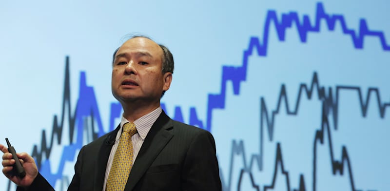 "מסאיושי סאן, מנכ''ל סופטבנק / צילום: ap, Eugene Hoshiko"