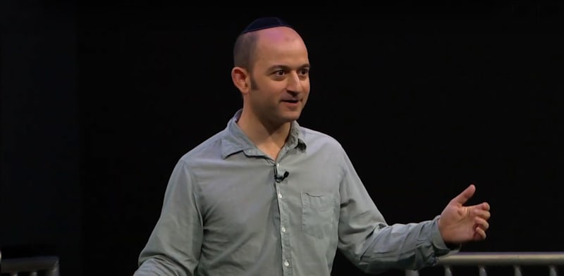 נועם שזיר / צילום: מתוך כנס של WeCNLP ביוטיוב