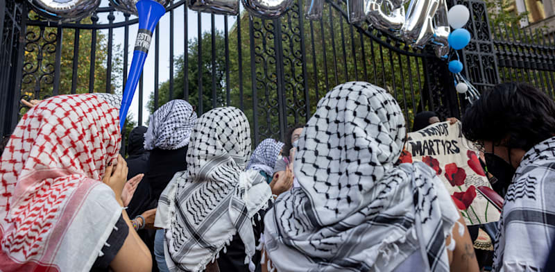 "מפגינים פרו-פלסטינים באוניברסיטת קולומביה בארה''ב / צילום: Reuters, Caitlin Ochs"