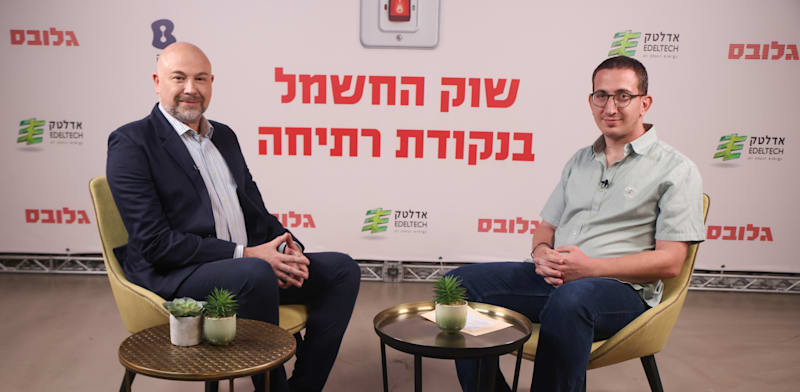 ניב סבר (משמאל) עם כתב גלובס, דין שמואל אלמס / צילום: כדיה לוי
