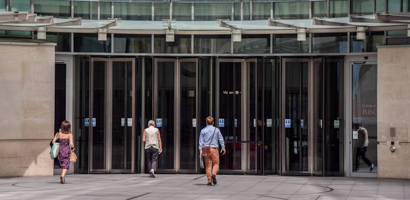 "משרדי BBC / צילום: Reuters, SOPA Images"