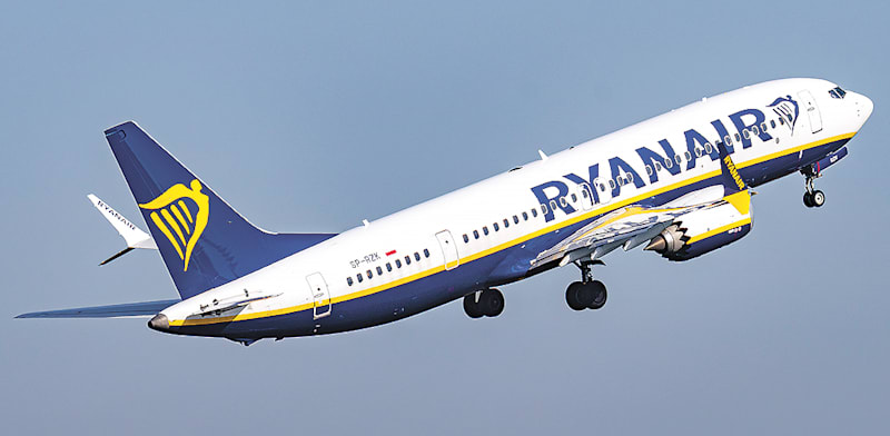 מטוס של ריינאייר / צילום: Reuters, Piote Mitelski, ryanair