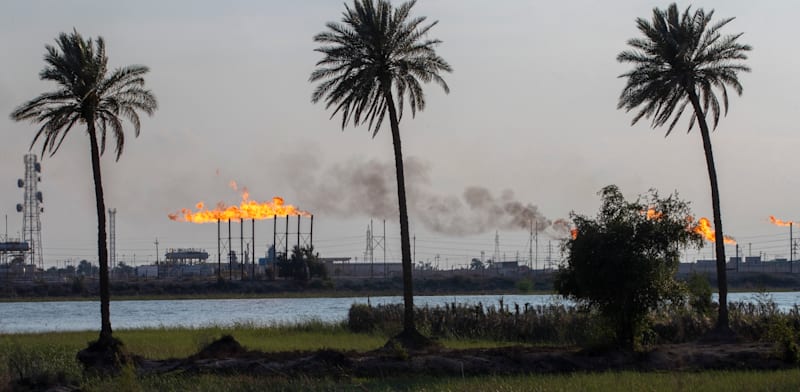 "מהגדולות באופ''ק. שדה נפט בעיראק / צילום: Associated Press, Nabil al-Jurani"