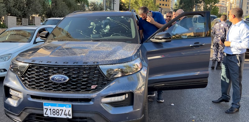 "פיצוץ מכשיר זימונית בתוך רכב של פעיל חיזבאללה בלבנון / צילום: ap, Hussein Malla"