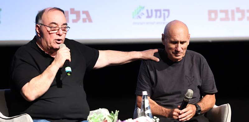 אלוף (במיל') גרשון הכהן ואבי בניהו בכנס התנופה הקיבוצית / צילום: שלומי יוסף