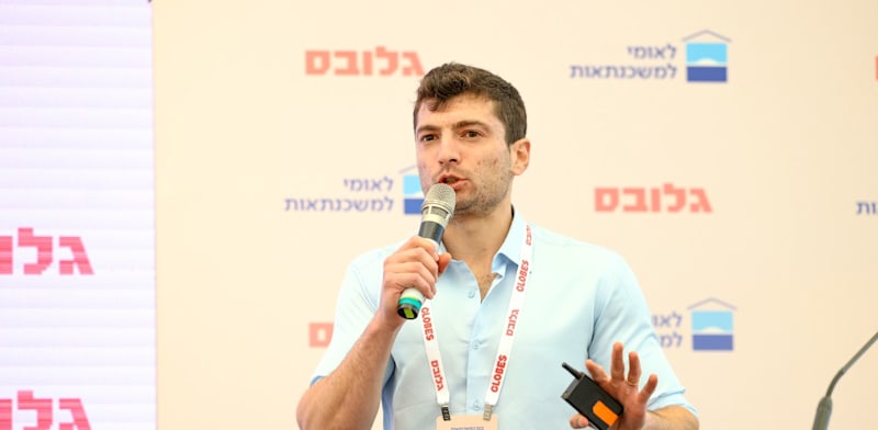 "ד''ר דביר גינזבורג, מומחה ל-AI ומנכ״ל Insait IO / צילום: שלומי יוסף"