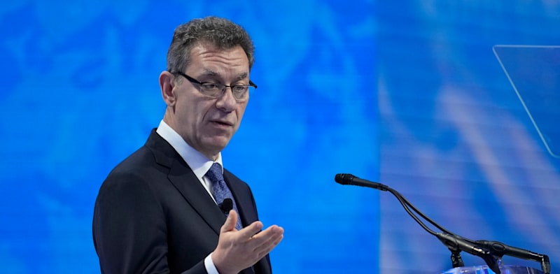 אלברט בורלא, מנכ''ל פייזר / צילום: ap, Eric Risberg