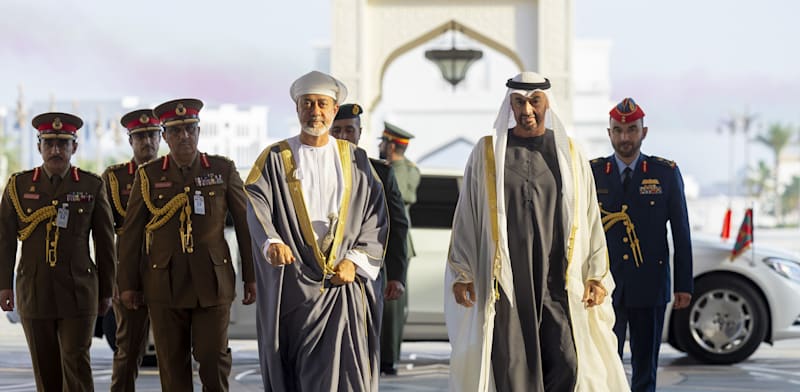 "מוחמד בן זאיד, נשיא האמירויות והית׳ם בן טארק אל־סעיד, סולטן עומאן / צילום: Reuters, UAE Presidential Court"