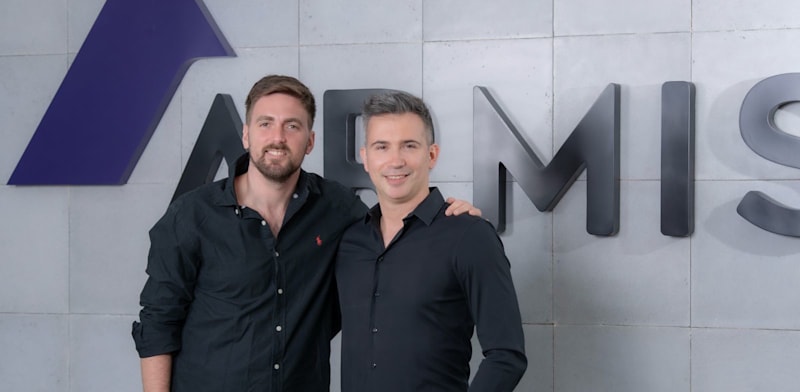 "יבגני דיברוב ונדיר יזרעאל, מייסדי ארמיס / צילום: ארמיס"