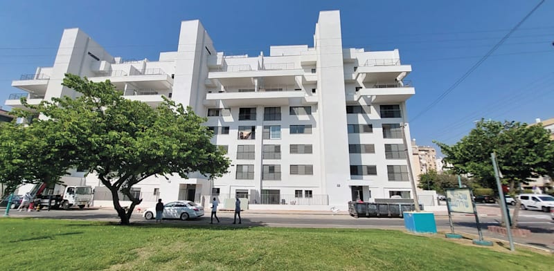 "דירת גן במרכז העיר לוד / צילום: שבי שניאורסון"