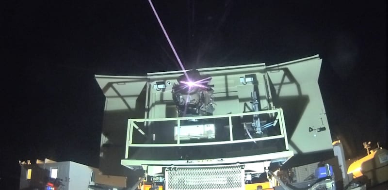 "מגן אור, מערכת הלייזר הישראלית / צילום: דוברות משרד הביטחון"