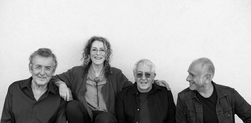 קאסט האיחוד של ''הכבש השישה–עשר''. נצחי / צילום: גיא כושי ויריב פיין