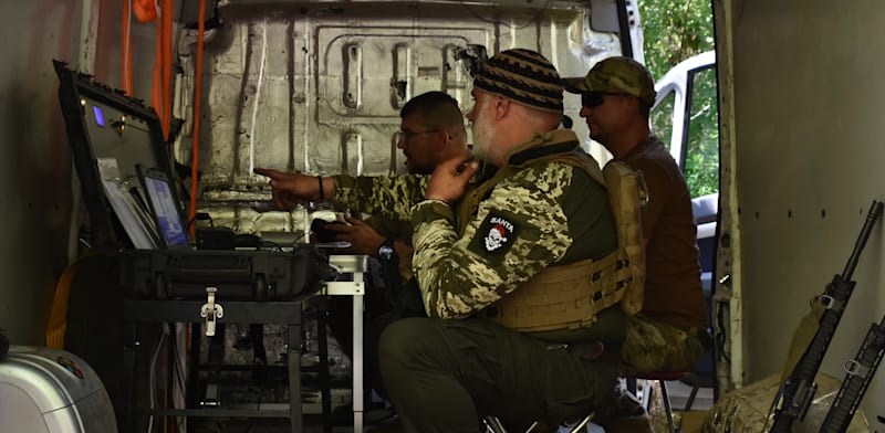 "מפעילי רחפנים באוקראינה / צילום: ap, Andriy Andriyenko"