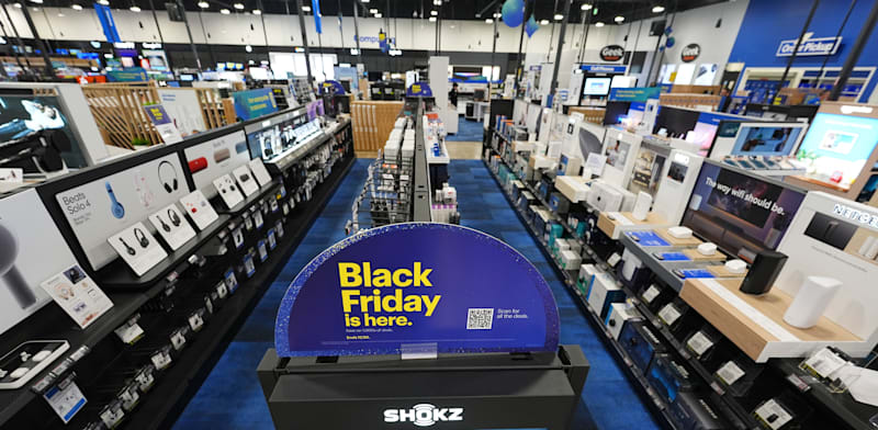 "מבצעי בלאק פריידיי / צילום: ap, David Zalubowski"