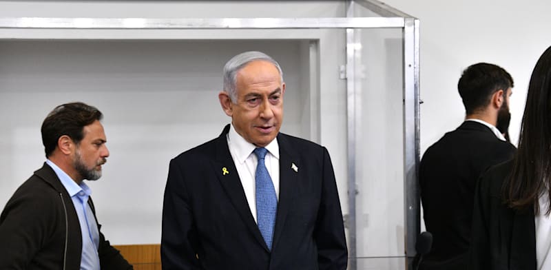 "ראש הממשלה בנימין נתניהו מעיד בבית המשפט המחוזי בתל אביב / צילום: ראובן קסטרו, פול וואלה"