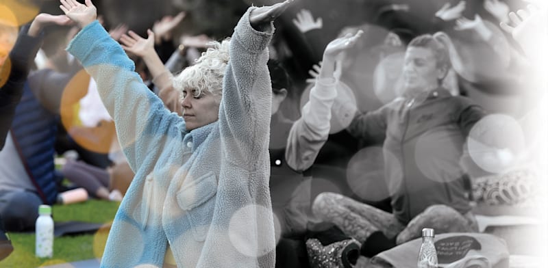 "הצד האפל של המדיטציה / צילום: Reuters, Joel CarretT"