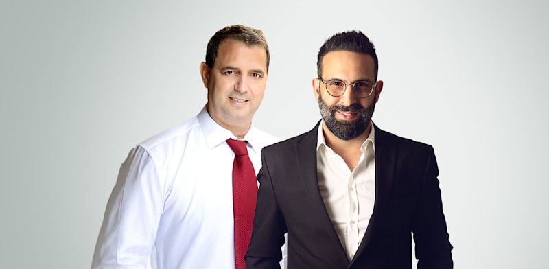 "ניר ויצמן, מבעלי רשת מלונות בראון, ואלי אלעזרא, בעלי הכשרה חברה לביטוח / צילום: יח''צ, רמי זרנגר"