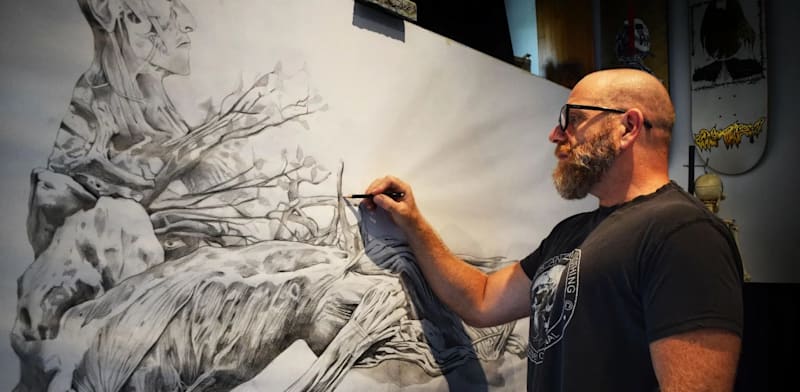 האמן זיו לנצנר / צילום: שירי ועילאי לנצנר