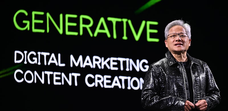 "מנכ''ל אנבידיה, ג'נסן הואנג, בתערוכת CES / צילום: ap, Anadolu"