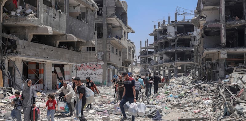 ההריסות בשכונת ג'באליה שבצפון הרצועה. בשווקים מביטים על היום שאחרי העסקה / צילום: ap, Enas Rami