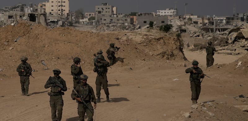 "מלחמת ''חרבות ברזל''. חוסר ודאות הוא מילת המפתח / צילום: ap, Leo Correa"