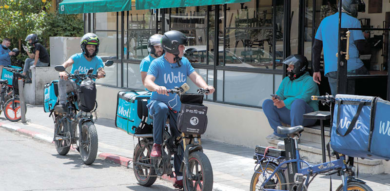 "שליחי וולט בתל אביב / צילום: Shutterstock"