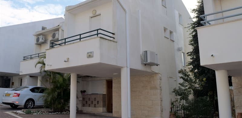 "חניה בבניין משותף. צורך להסדיר את השימוש / צילום: בר אל"