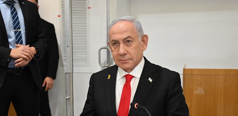 בנימין נתניהו מעיד בבית המשפט המחוזי בתל אביב / צילום: תמר מצפי