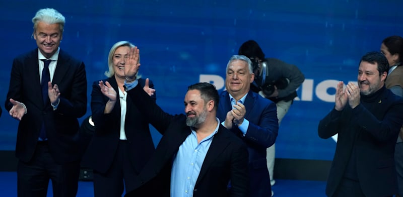 מנהיגי הימין הקיצוני של אירופה. בוועידת 'הפטריוטים' במדריד / צילום: ap, Paul White