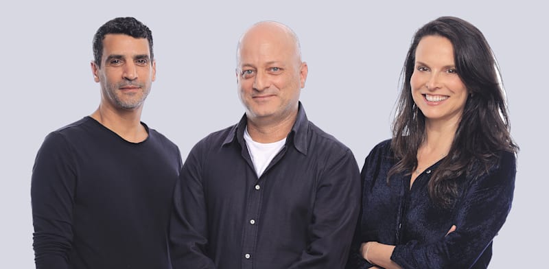 "מימין: שרון שלו־לבצור, יניב מלינרסקי וסער נעים / צילום: ליאור נורדמן"