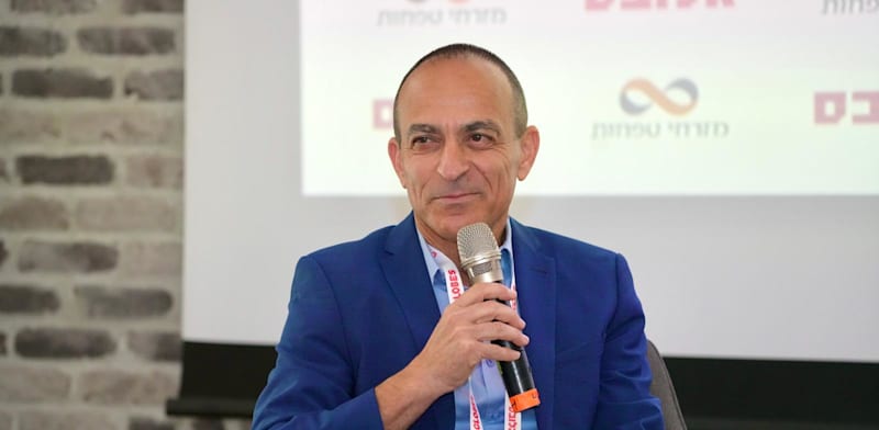 פרופ' רוני גמזו, יו''ר מגדל אחזקות / צילום: כדיה לוי