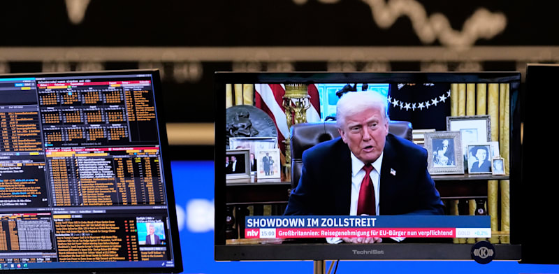 מלחמת הסחר של טראמפ משפיעה על השווקים / צילום: ap, Michael Probst