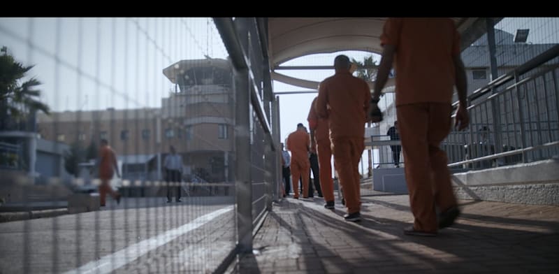 ''צלמון''. מתמקדת באנשי הצוות / צילום: באדיבות כאן 11, TTV הפקות