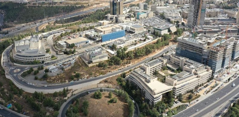 "משרדי הממשלה בירושלים / צילום: עמותת הר חוצבים"