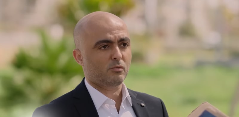 "אליהו יוסיאן בפרסומת של מזגני טורנדו / צילום: צילום מסך"