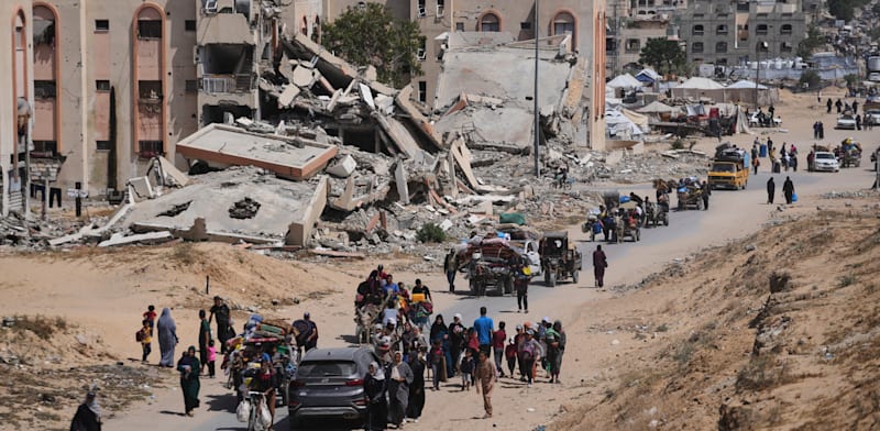 "פלסטינים ברצועת עזה / צילום: ap, Abdel Kareem Hana"