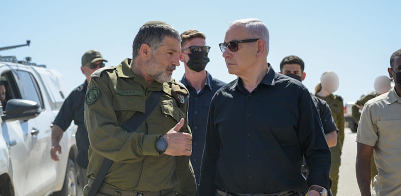 ראש הממשלה בנימין נתניהו עם האלוף דוד זיני / צילום: מעיין טואף, לע"מ