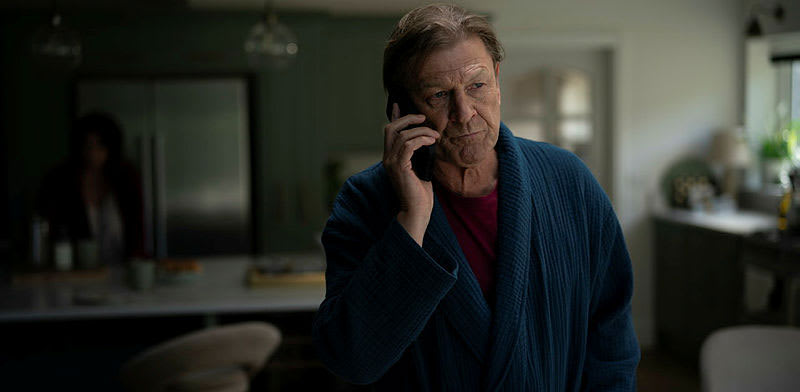 "שון בין ב''העיר שלנו''. האויבים עוטים כמו נשרים / צילום: © Left Bank TV © LBP-TV 2 Limited 2025"