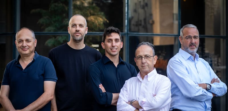 "רוכשי פסגות / צילום: אריק סולטן"