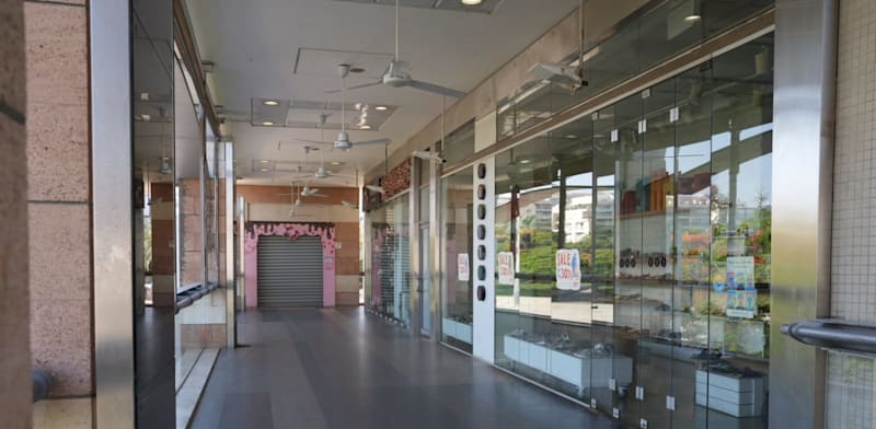 עסקים סגורים בקניון ערים כפר סבא, יוני 2025 / צילום: רמי זרנגר