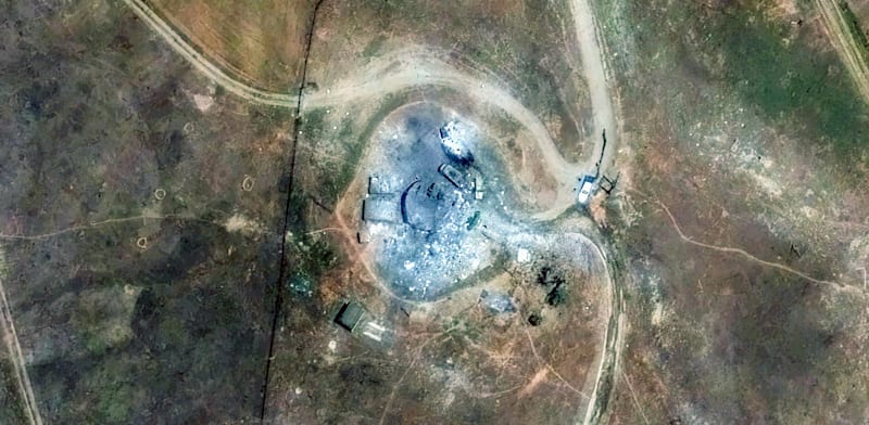 "תמונת לוויין של המתקן בפיראנשאהר, איראן, לאחר שנפגע מתקיפות אוויריות ישראליות / צילום: ap, Maxar Technologies"