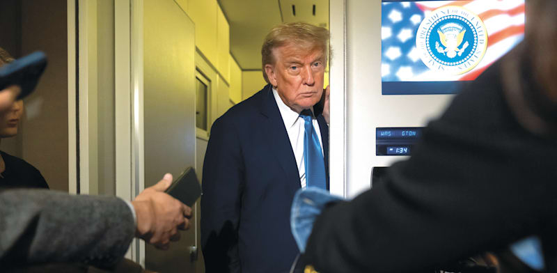 "טראמפ  מגלה שקשה להביא שלום לעולם בוער / צילום: ap, Mark Schiefelbein"