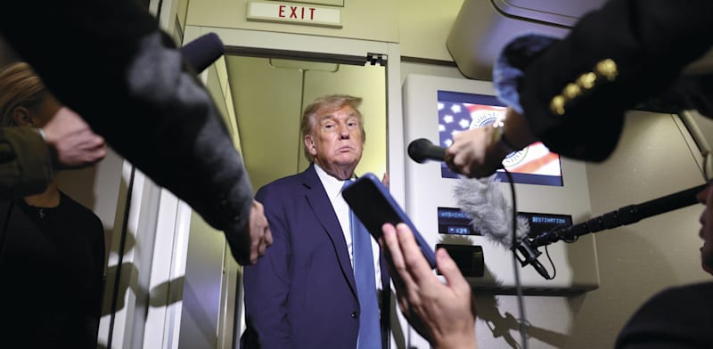 "דונלד טראמפ בריאיון לכתבים השבוע / צילום: Reuters, Kevin Lamarque"