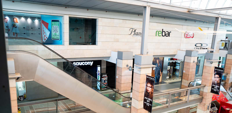 קניון ערים כפר סבא בזמן המלחמה / צילום: רמי זרנגר