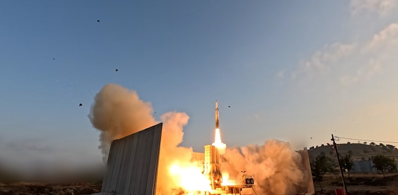 "פעילות מערכות ההגנה האווירית במהלך מבצע עם כלביא / צילום: משרד הביטחון"