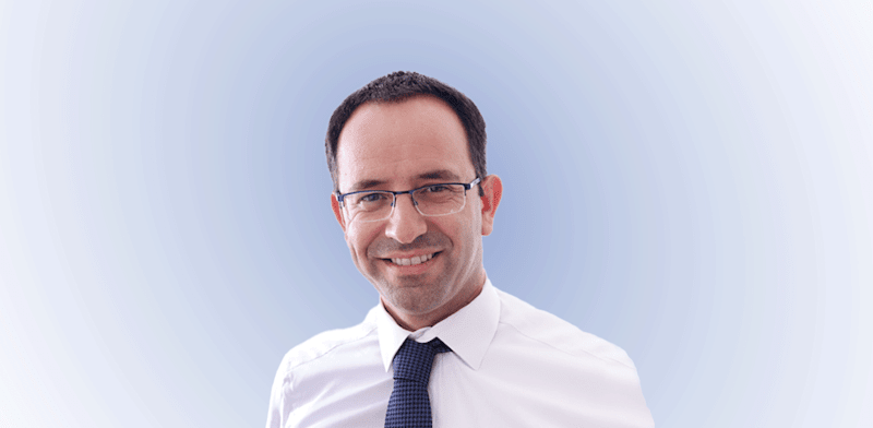 "אביאל אזואלוס, ראש מחלקת השקעות, פרופאונד / צילום: עמי ארליך"