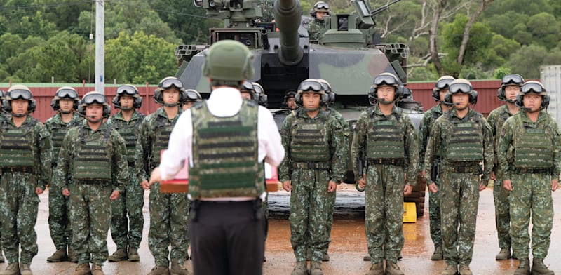 "צבא טיוואן בתרגיל בהשתתפות טנקים מתוצרת ארה''ב, 10 ביולי / צילום: Reuters, Taiwan Defense Ministry / Handout"