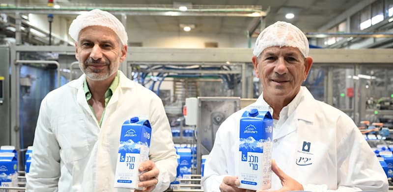 "יו''ר זנלכל קובי שיינפלד (מימין) והמנכ''ל פיני גורביץ' / צילום: מורג ביטן"